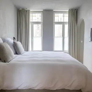  Bed & Breakfast Istoire Boutique
